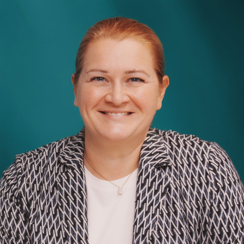  Ekaterine Bluhm